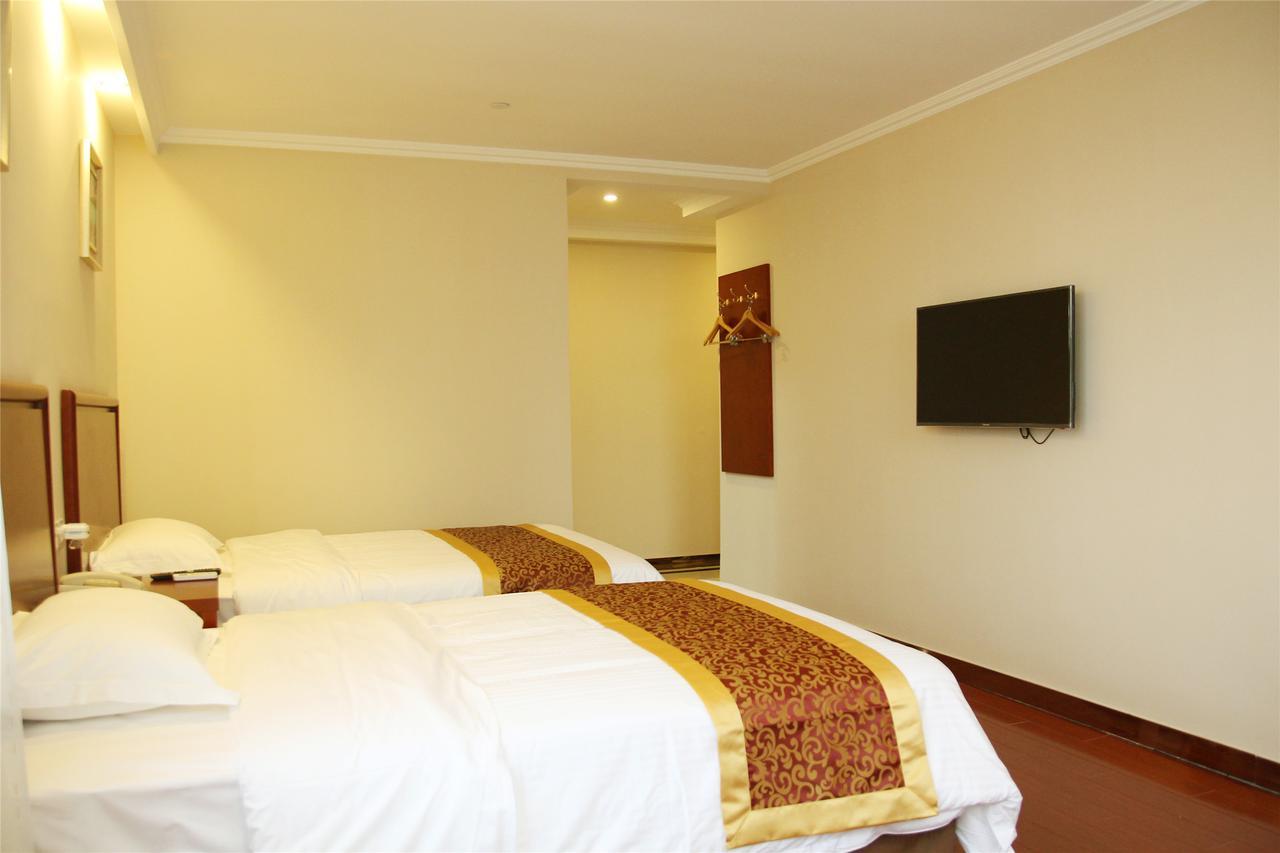 Greentree Inn Yunnan Lijiang Qixing Street Express Hotel Dış mekan fotoğraf