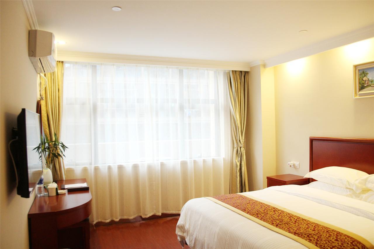 Greentree Inn Yunnan Lijiang Qixing Street Express Hotel Dış mekan fotoğraf