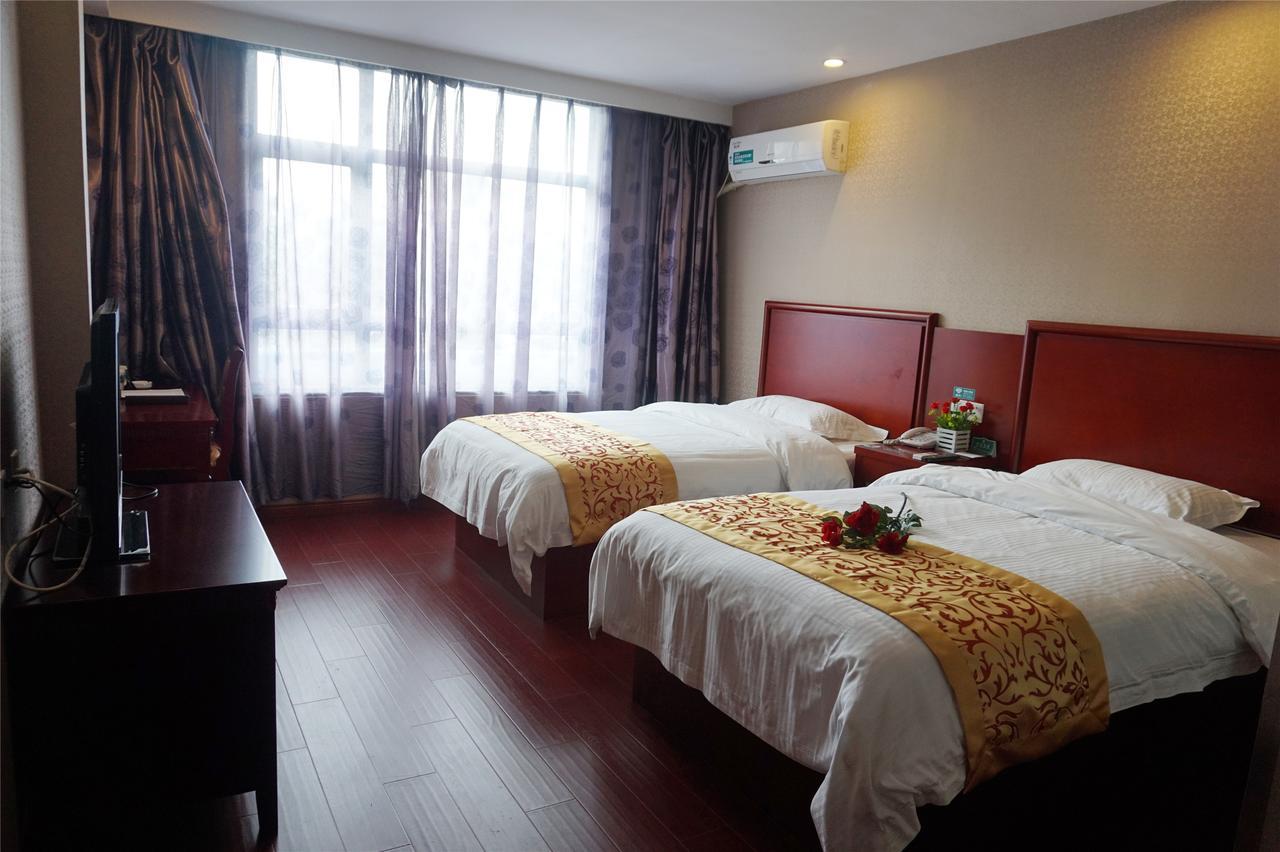Greentree Inn Yunnan Lijiang Qixing Street Express Hotel Dış mekan fotoğraf