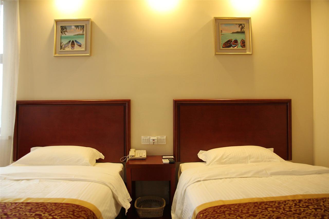 Greentree Inn Yunnan Lijiang Qixing Street Express Hotel Dış mekan fotoğraf
