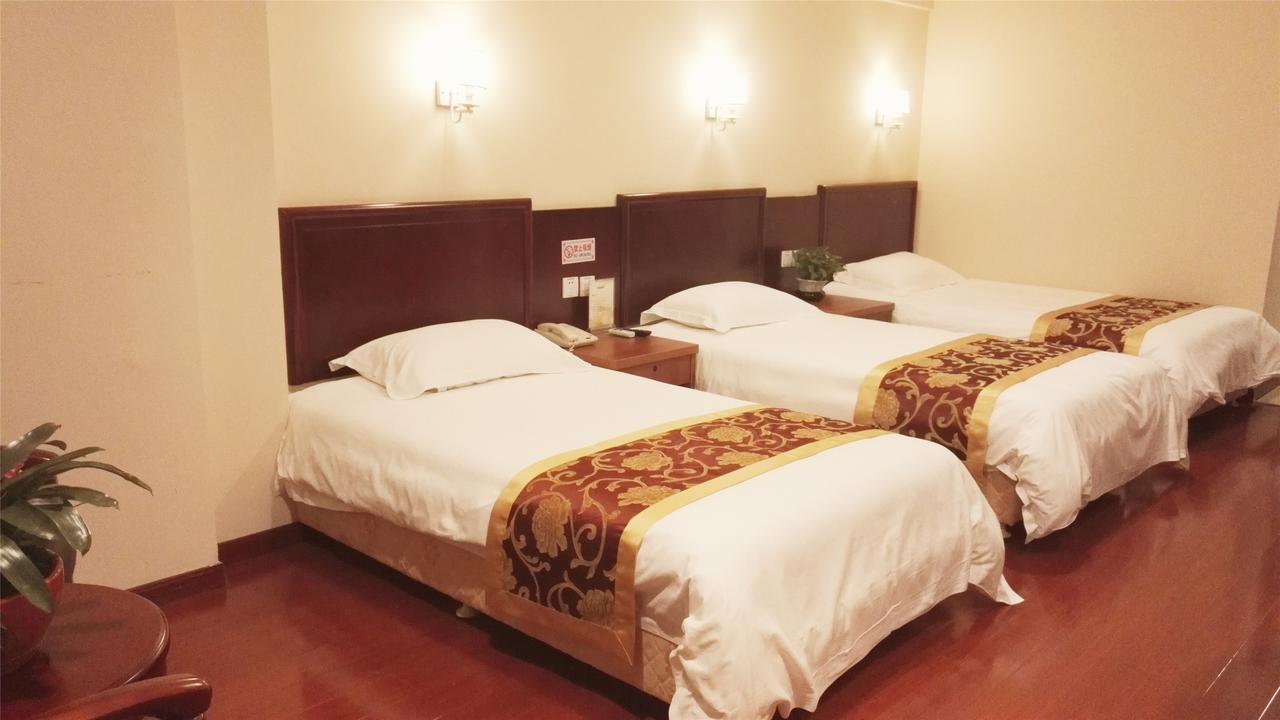 Greentree Inn Yunnan Lijiang Qixing Street Express Hotel Dış mekan fotoğraf