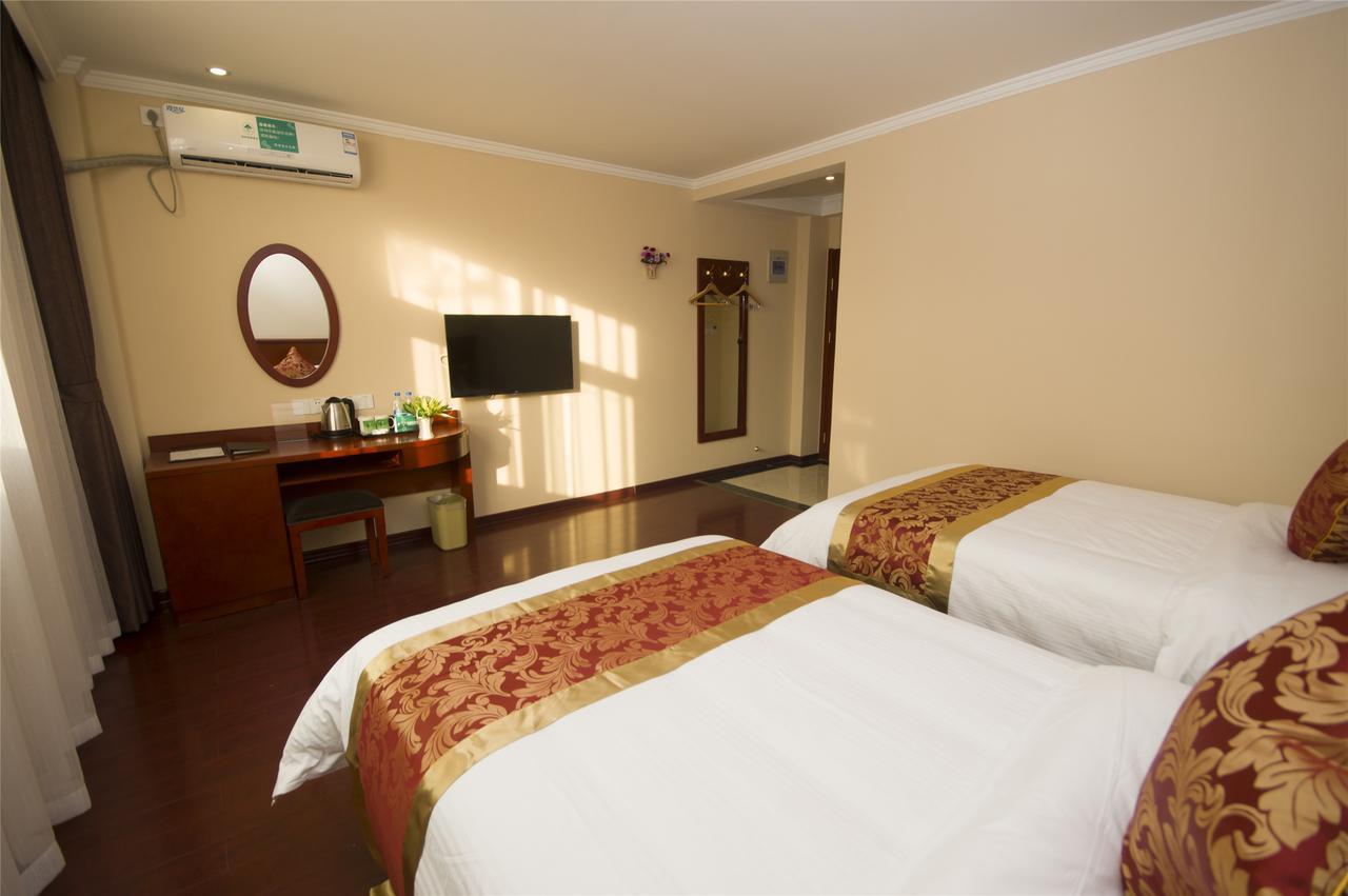 Greentree Inn Yunnan Lijiang Qixing Street Express Hotel Dış mekan fotoğraf